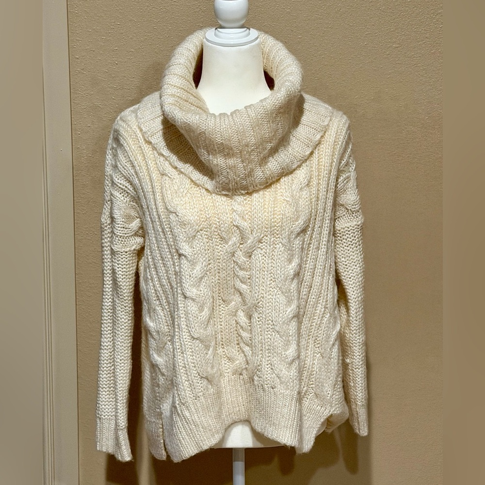 Jennifer Lopez Cable Knit Cowl Sweater - Cream